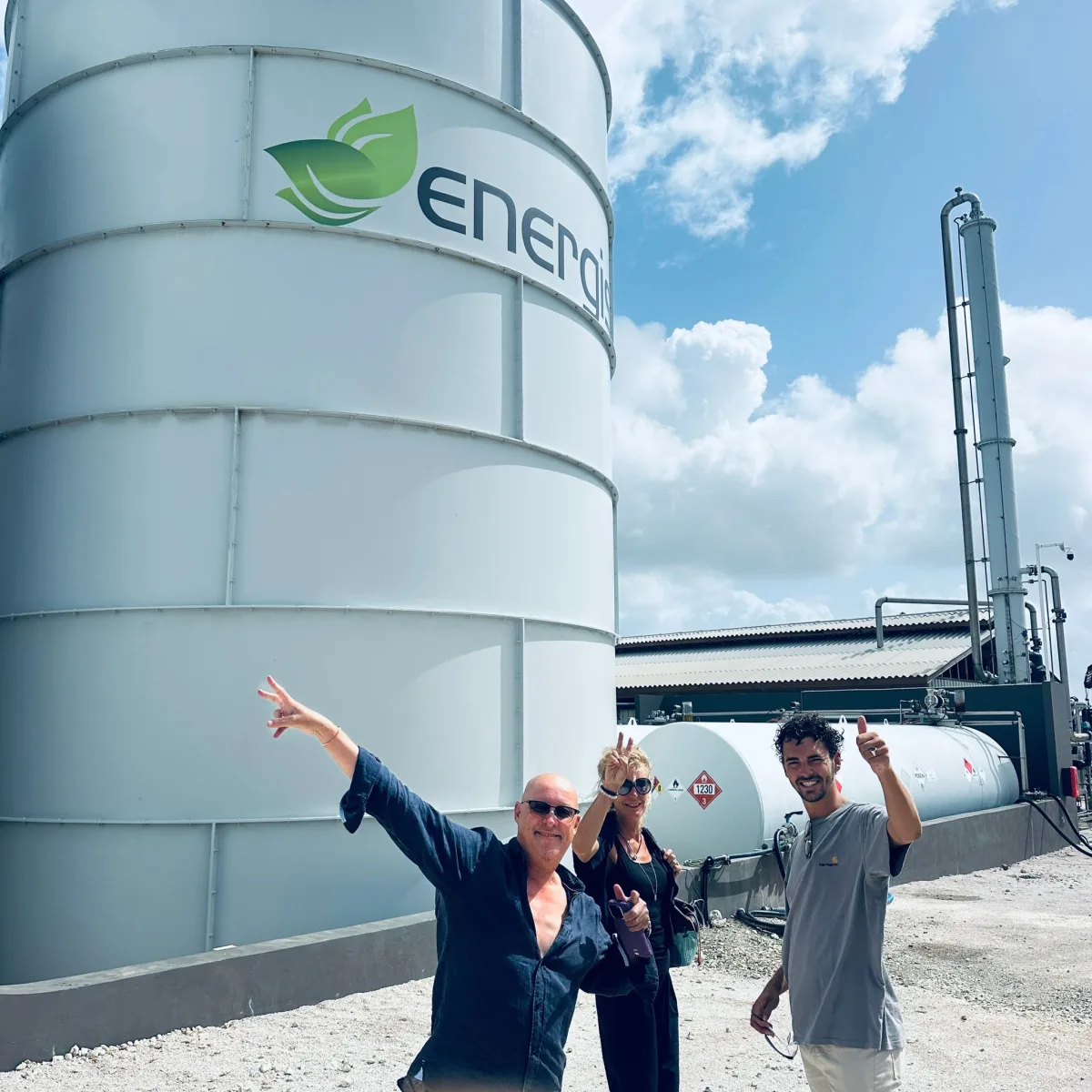 DeliNova and Energis partners at the recycling facility on Curaçao